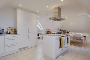 Open Plan Kitchen/Diner- click for photo gallery